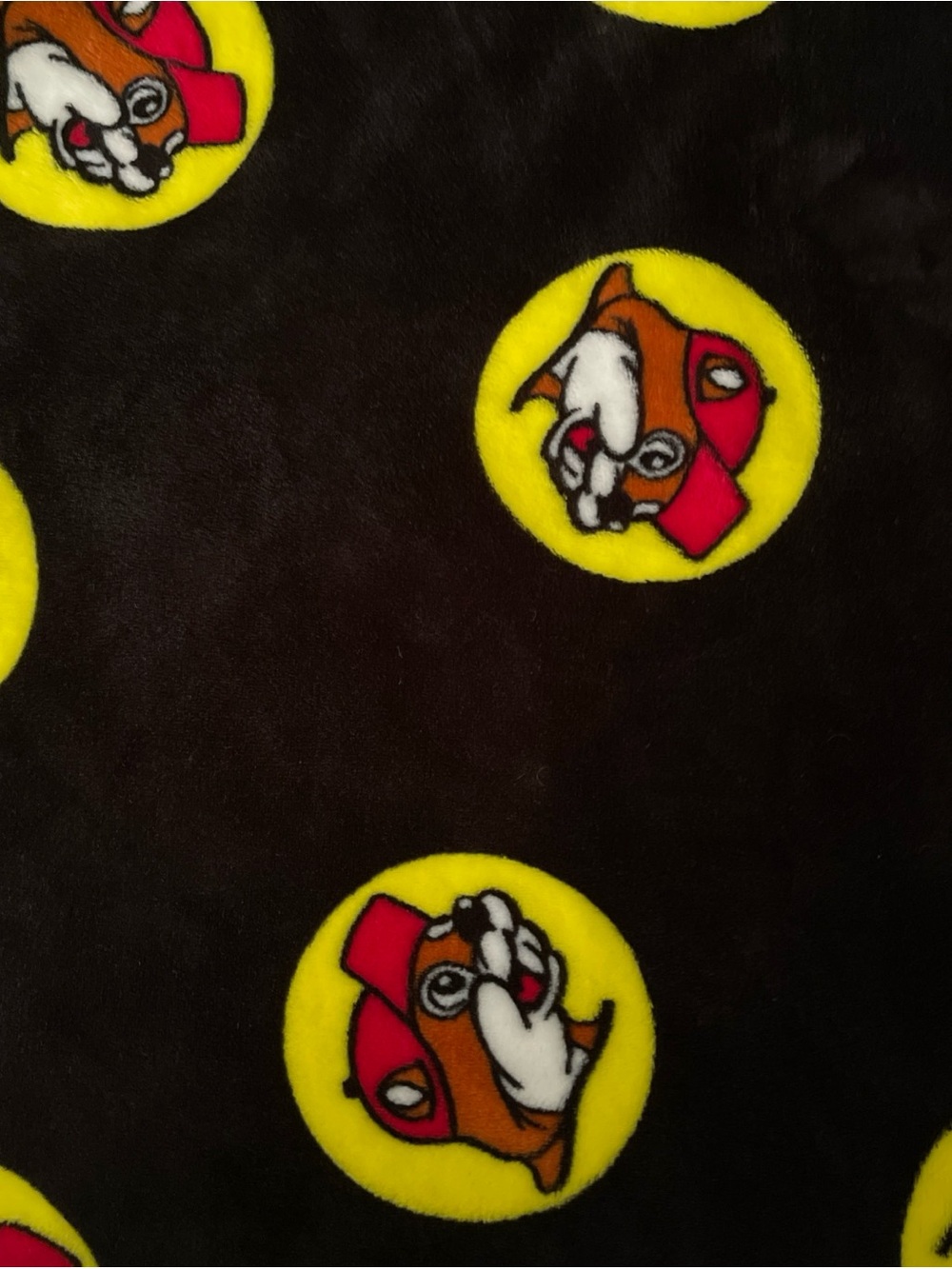 Buckees Plush Throw blanket Black, Yellow, Red unisex